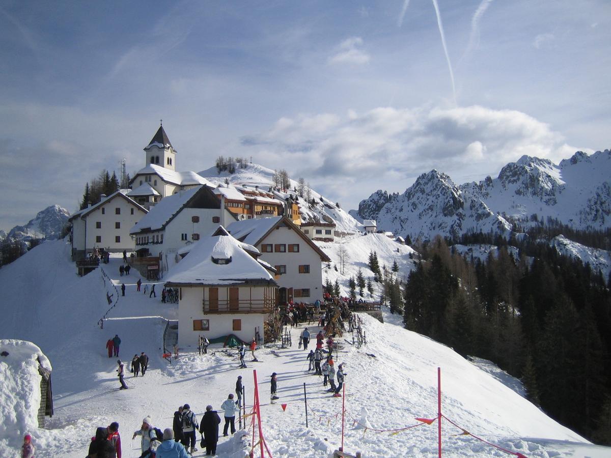Hotel Vandot Kranjska Gora Exterior foto